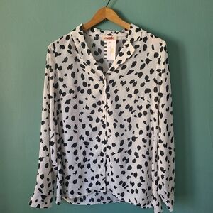 Mazik Button Down Blouse Black White Animal Print Size Medium